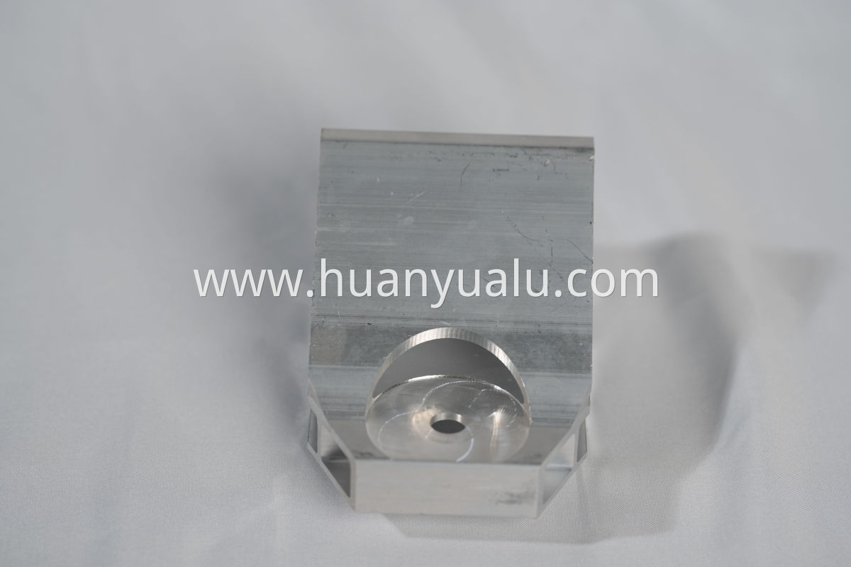 Battery tray